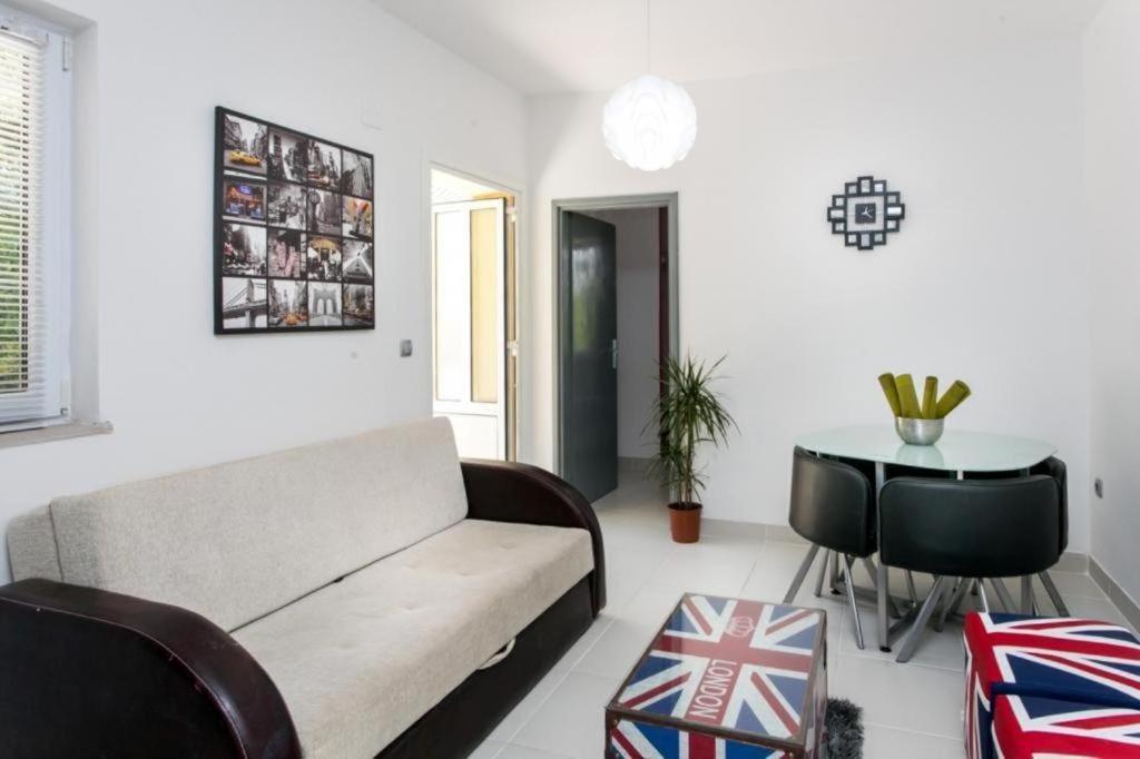קאבטאט Villa Terra Fontana מראה חיצוני תמונה